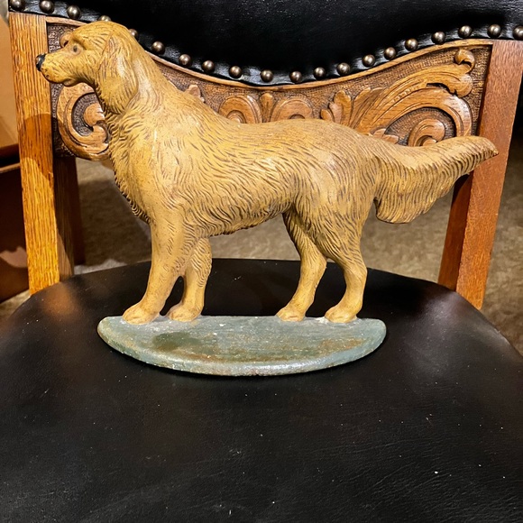 VINTAGE DOG DOOR STOP 11” LONG 7 1/2 “ TALL 2 1/2 WIDE, 3 1/2 POUNDS LQQK’ - Picture 3 of 5